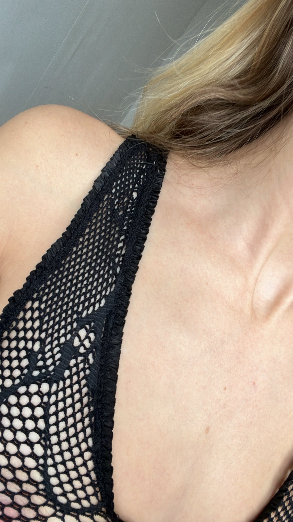 FLOWER NET VEST