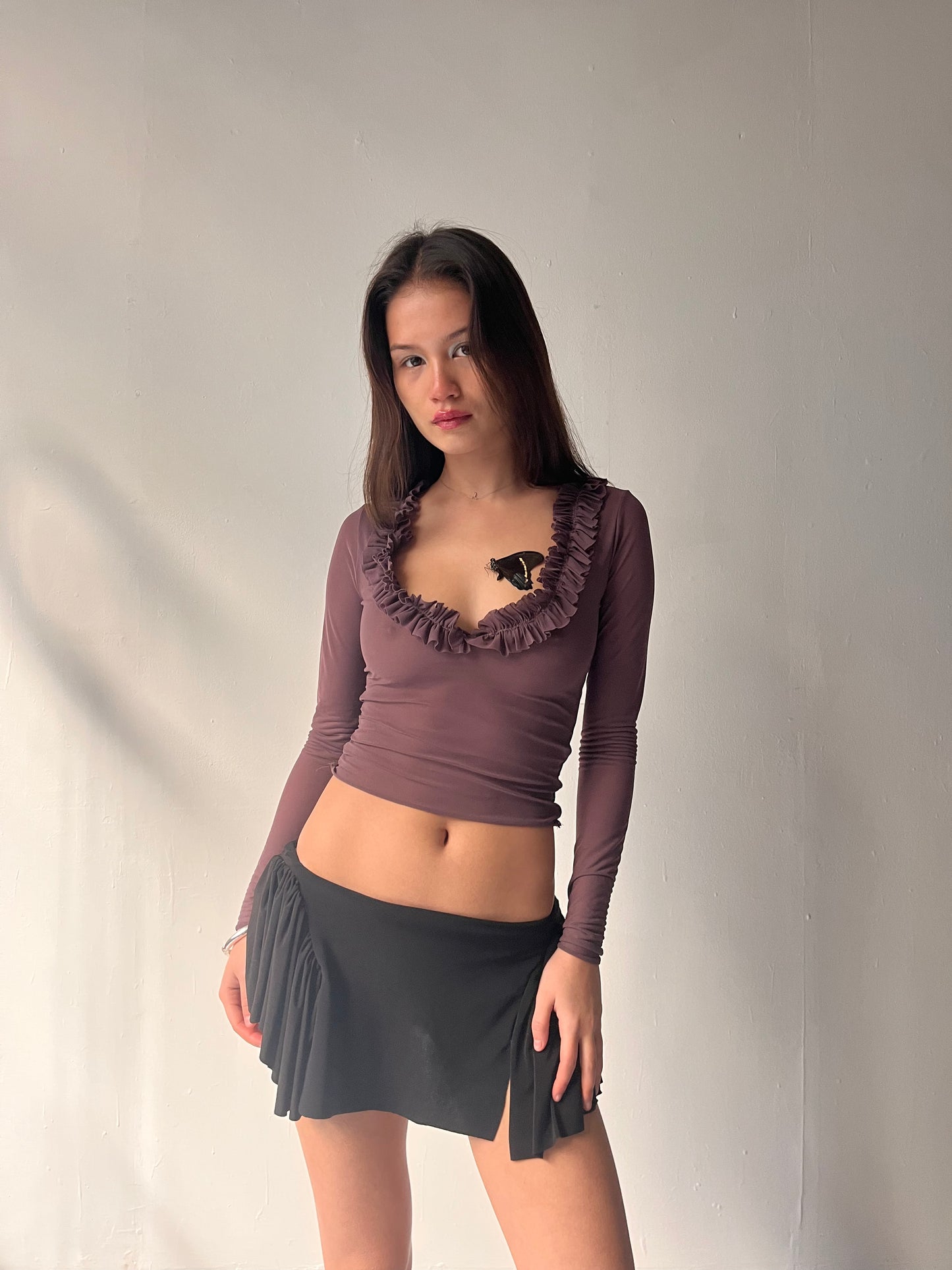 FRILLS LONG SLEEVE